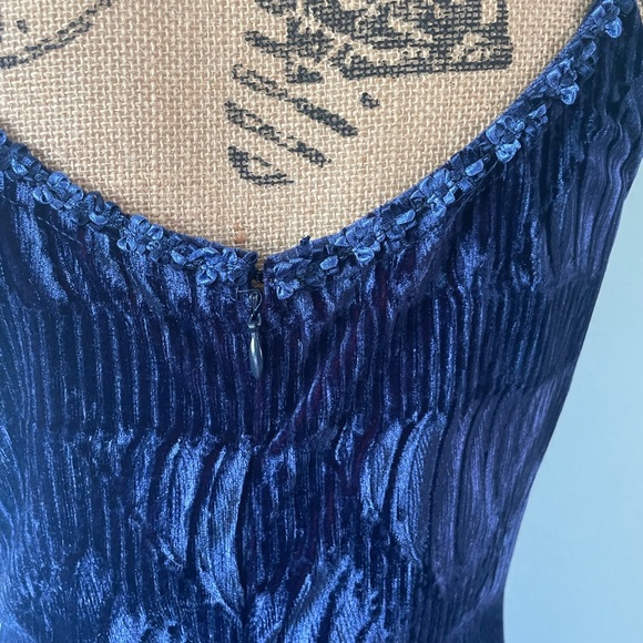 Vintage 90s Navy Crushed Velvet Maxi Dress By Scott McClintock Petites Size 10 - Picture 10 of 15